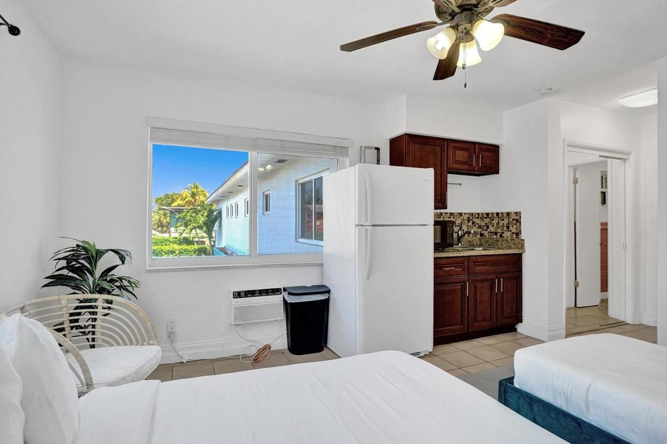 Apartamento Coast Studio Free Parking Pool Near Beach Dania Beach Exterior foto